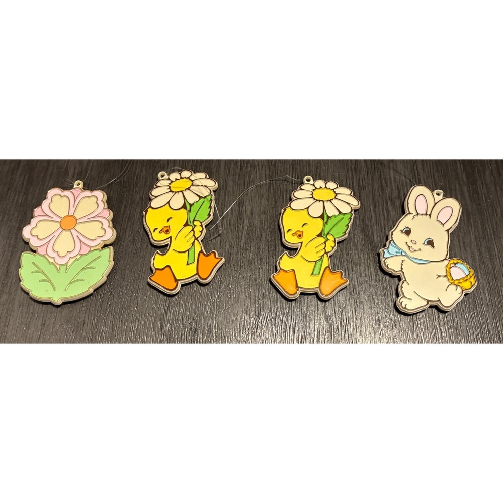 Hallmark Vintage Painted Cookie Cutter/ Ornament Hard Plastic Easter‎ Spring